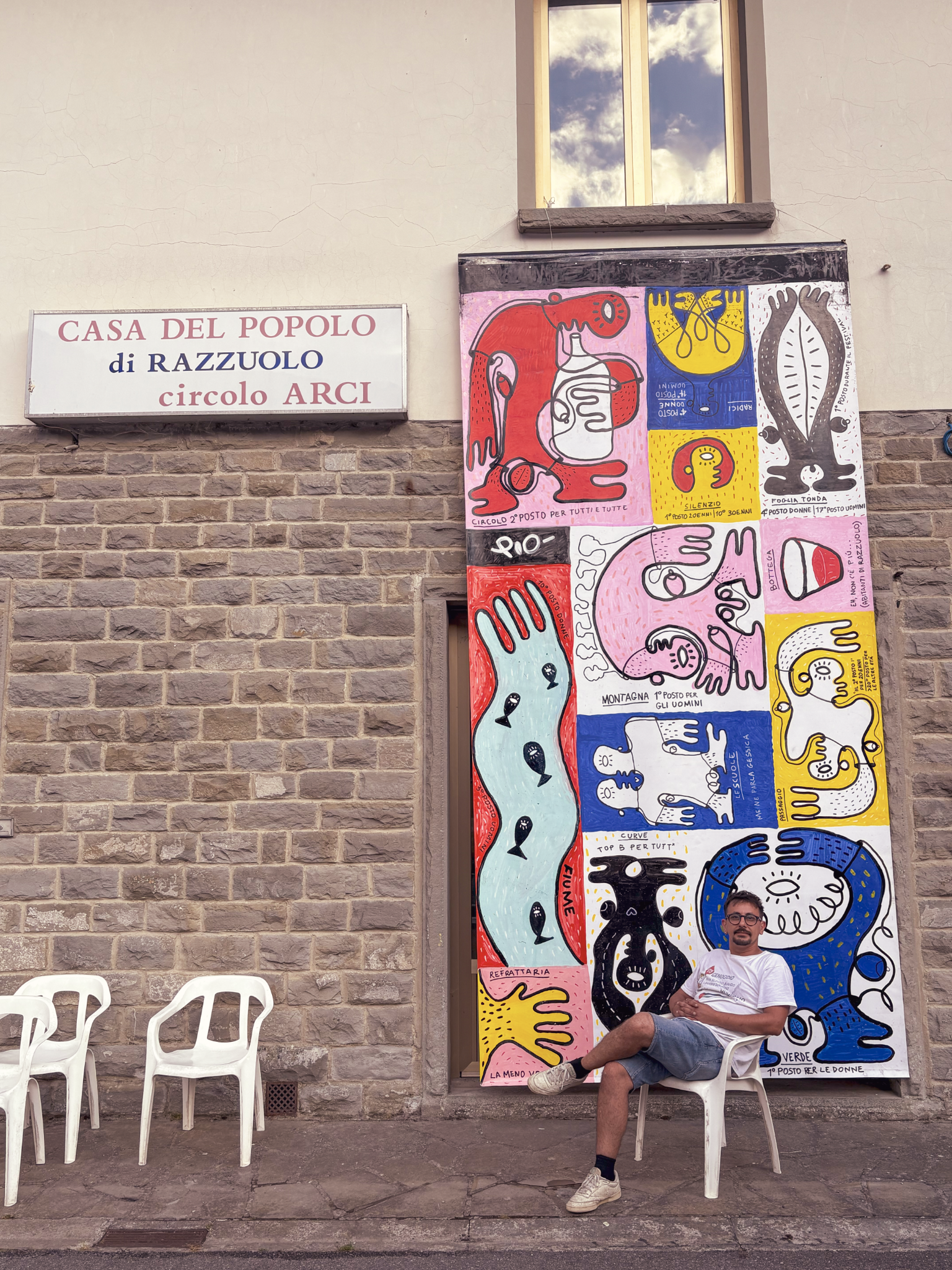 Opera NAZCA Razzuolo installata sulla Casa del Popolo